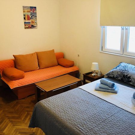 Apartmani Ema Трогир Экстерьер фото