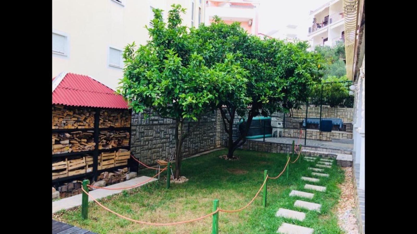 Apartmani Ema Трогир Экстерьер фото