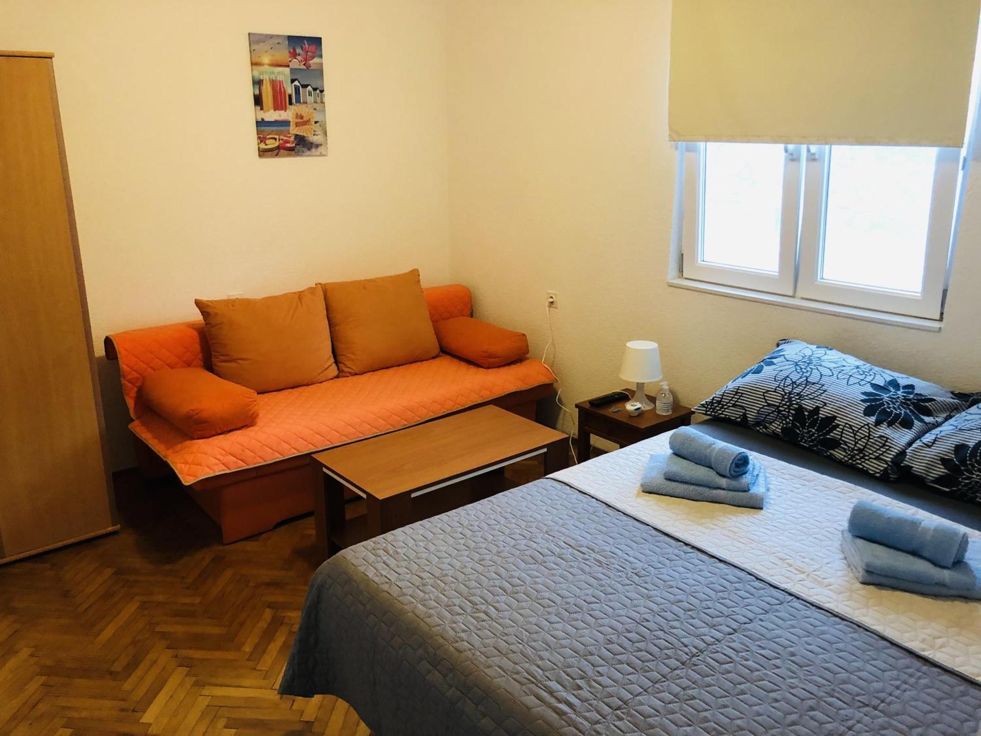 Apartmani Ema Трогир Экстерьер фото