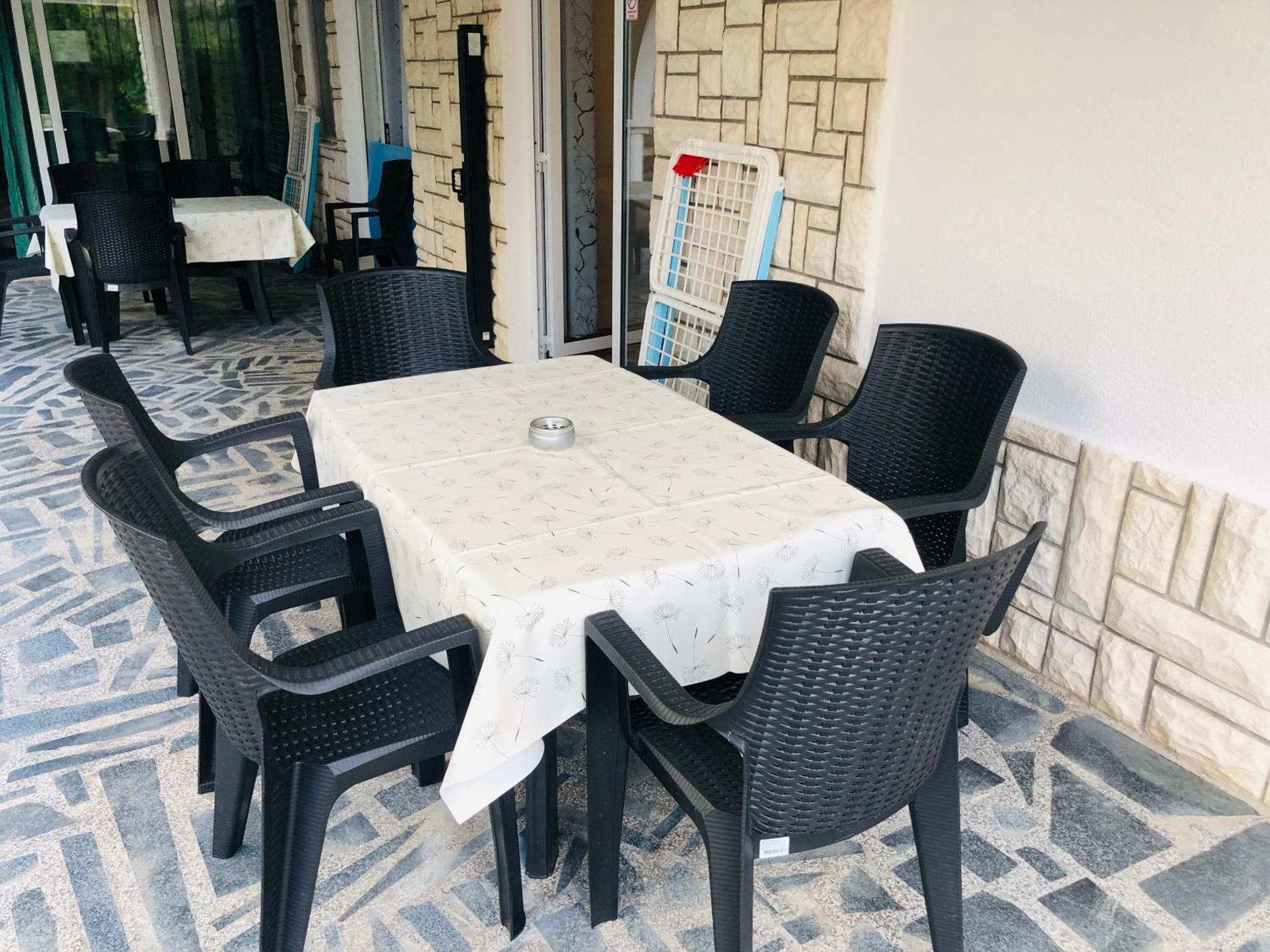 Apartmani Ema Трогир Экстерьер фото