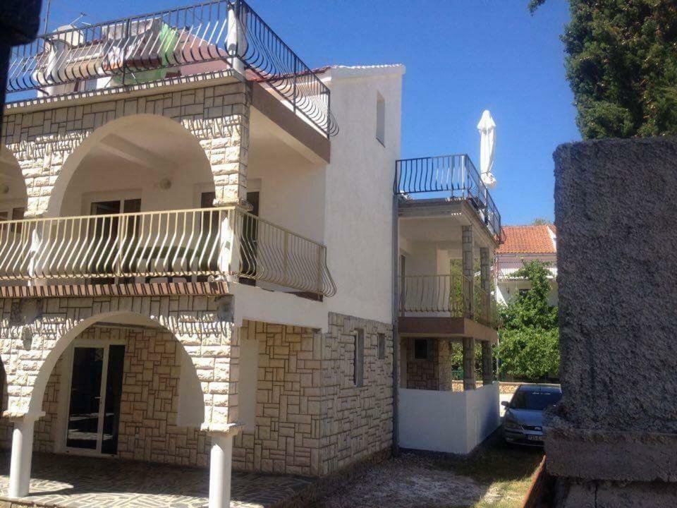 Apartmani Ema Трогир Экстерьер фото
